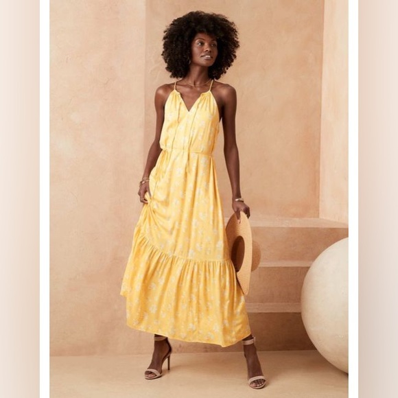 Banana Republic Factory Dresses & Skirts - 🎈HOST PICK 🎊 NWT Banana Republic Factory yellow Maxi Halter dress size xsmall